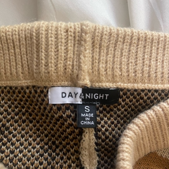 Set sweater and short cheetah print - Picture 4 of 4